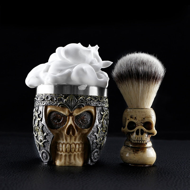 Pincel e Cuia para barbear estilo caveira!